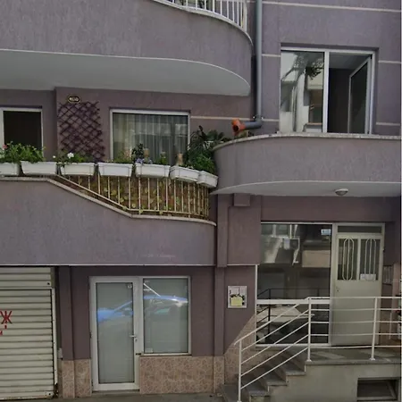 Free Private Garage Stylish Near Center * فارنا