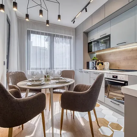 Desire Luxury - Center & Sea Garden Apartment