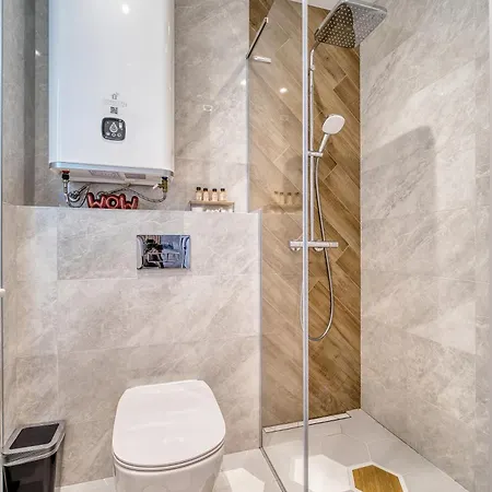 Lejlighed Desire Luxury With Private Garage In
